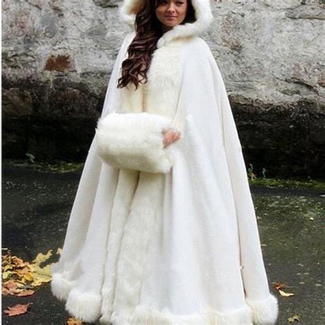 Bridal Winter Wedding Dress Hooded Cloak Cape Faux Fur Bridal Mantles