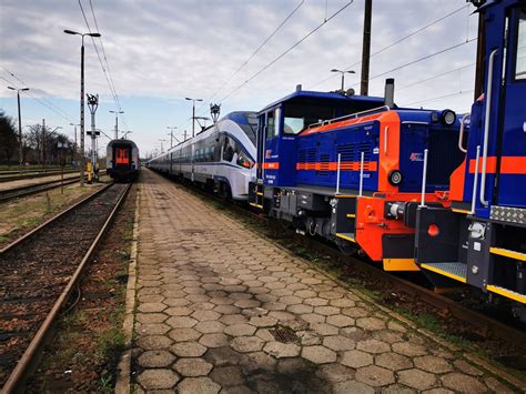 Pkp Intercity Receives The First Light Diesel Shunting Locomotives