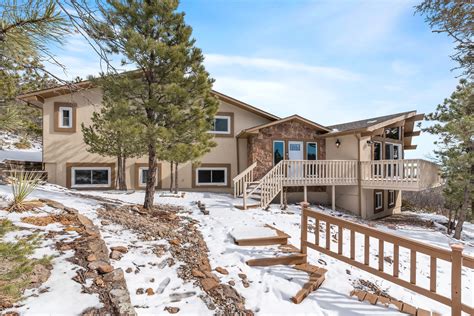 Gorgeous Mountain Oasis Home For Sale