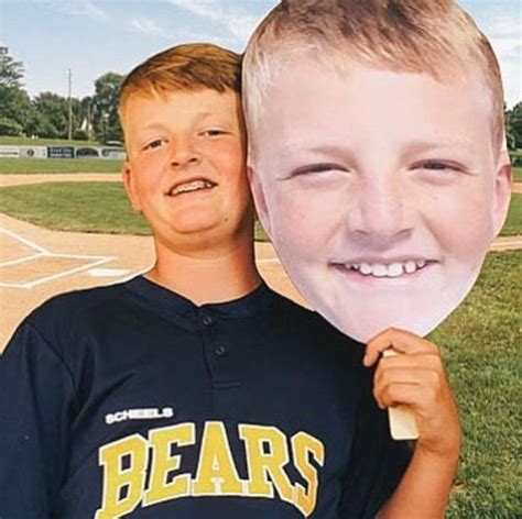 Huge Head Cutouts Big Face Build A Head Youth Sports