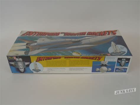 Revell Model Kit Space Shuttle Enterprise Booster Rockets
