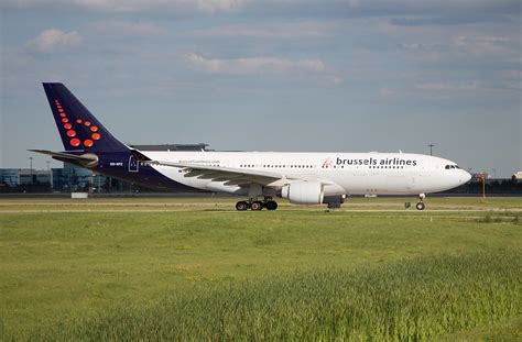 Airbus A330 200 Oo Sfz Brussels Airlines Cyyzyyz Flickr