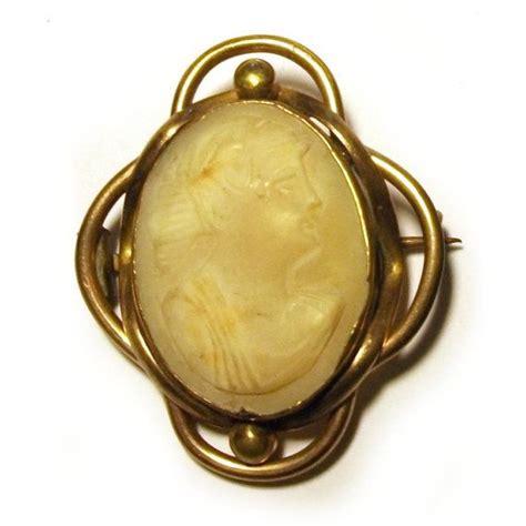 Victorian Cameo Brooch 1850s Shell Pinchbeck Gold Antique Hand Cameo