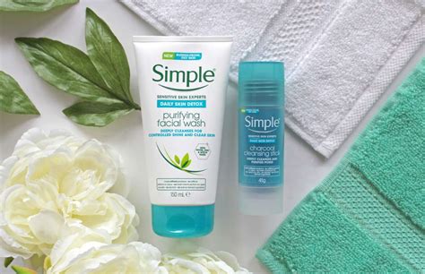 Daily Skin Detox Oily Skin Products Simple® Skincare