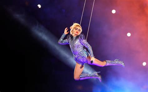 Lady Gagas Epic Leap From Super Bowl Stadium Roof Was Pre Recorded