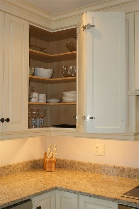 Ideas for your kitchen cabinets. Kitchen upper corner cabinet - Google Search | Corner ...