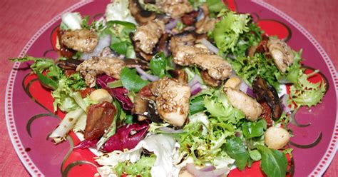 Salade poulet miel sésame champignons et tomates séchées recette de