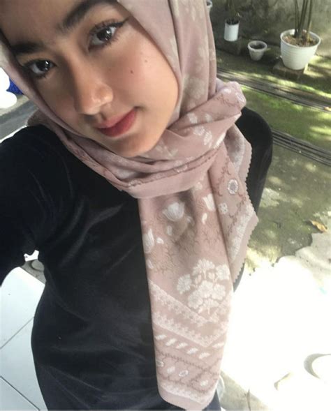 Syakira Tiktok Ukhti Hijab Yang Lagi Viral Halaman Play