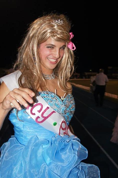 Womanless Beauty Pageant Transgender Mtf Crossdressers Masquerade