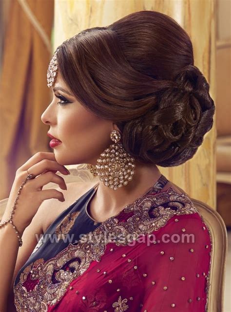 With naturally straight hair that has a fine, silky texture, asian type hair can be a blessing and a curse. Latest Asian Party Wedding Hairstyles 2018-2019 Trends