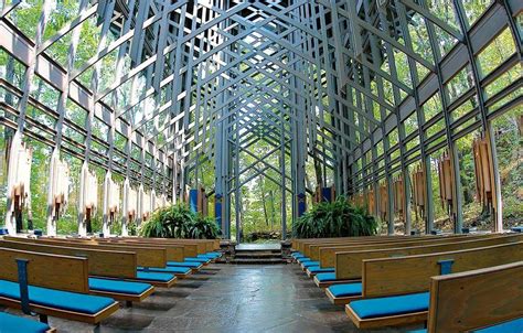 Go Inside The Awe Inspiring Glass Chapels Of Arkansas Frank Lloyd