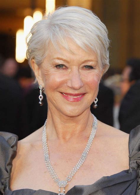The appearance of the woman is her organization card in many situations of everyday living. Helen Mirren | Helen mirren hair, Short hair styles, Hair ...