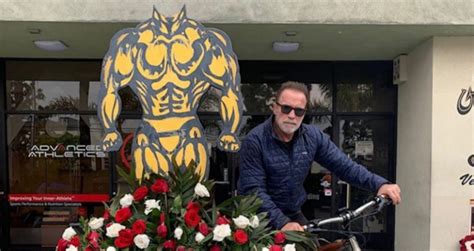 Arnold Schwarzenegger Refuses To Train At Golds Gym For Lack Of Health