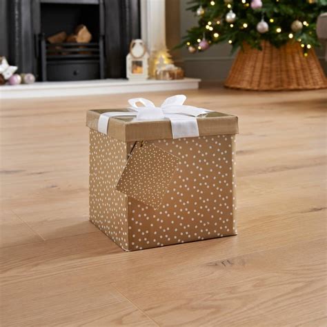Medium Christmas Gift Box with Bow & Tag - Gold - B&M