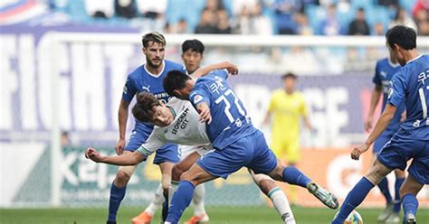 국제 친선경기 2021 일정, 내일 경기, 그리고 올 시즌의 모든 국제 flashscore.co.kr은 모든 국제 친선경기 2021의 일정,현재 순위를 포함한 최종 결과, 상대전적, 그리고 배당률 비교표를 제공합니다. from수원 FA컵 결승을 준비하는 수원의 자세 | 다음스포츠