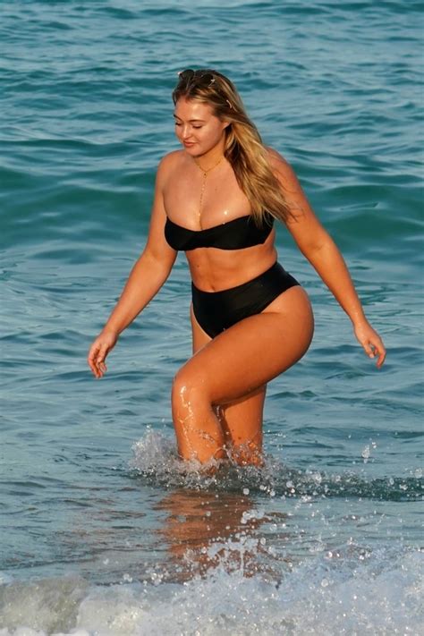 Picture Of Iskra Lawrence