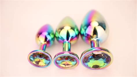 Runyu Erotic Toy Metal Small Plug Anal Sex Rainbow Jewel Butt Plug Toys For Adults Private Good