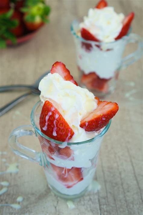 Fresas Con Crema Recipe Strawberries And Cream The Cookware Geek