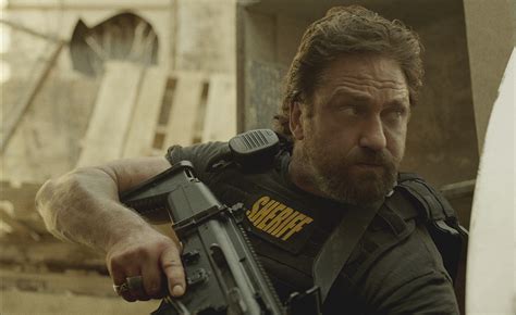 Blu Raydvd Den Of Thieves Review Beantown Review