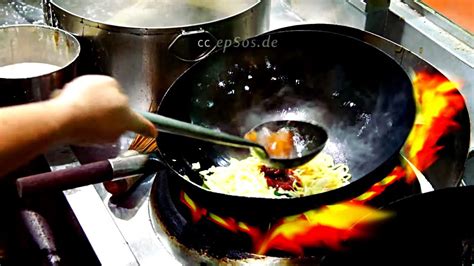 How To Cook Fried Noodles In Chinese Wok Properly Youtube