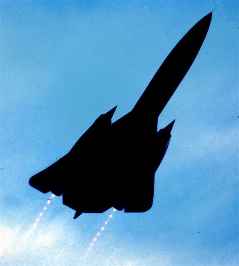 Sr 71 Blackbird With Afterburners Lit Over Beale Afb In No Flickr