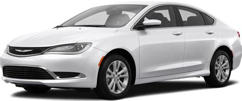 2015 Chrysler 200 Price Value Ratings And Reviews Kelley Blue Book
