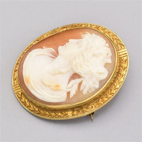 Antique 14k Yellow Gold Etched Oval Cameo Brooch Pin Blue Ribbon Rarities