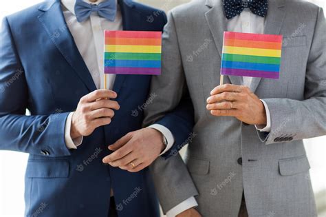 Pessoas Homossexualidade Casamento Do Mesmo Sexo E Conceito De Amor Close Up De Feliz Casal