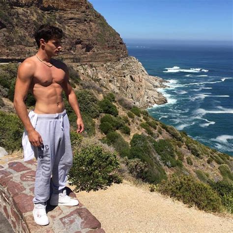 Последние твиты от hannan medispa ipoh (@hannan_ipoh). Andre Boleyn - Home | Facebook