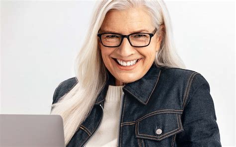 Womens Reading Glasses Cool And Fashionable Options