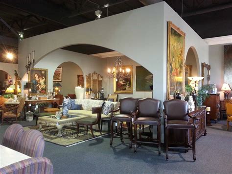 Where To Shop In Scottsdale Avery Lane Fine Consignment And Antiques