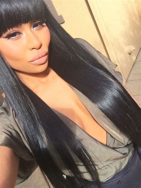 Here the lady shows us that you can wear blunt bangs even with your long hair. Doubleleafwig Hair Company provide high quality human hair ...