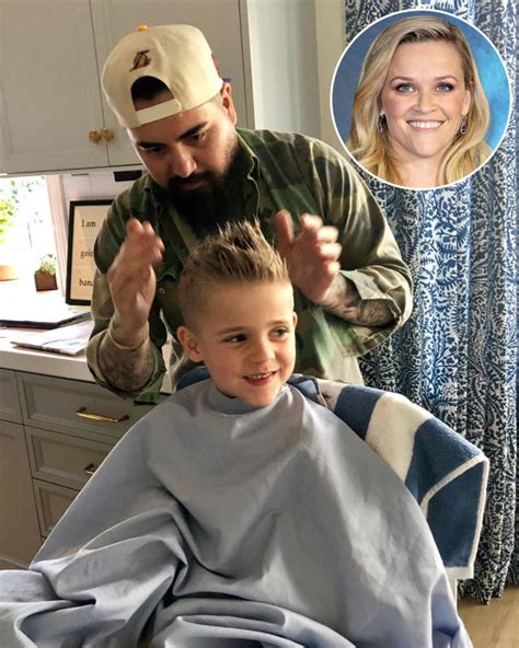 Happy Boy Reese Witherspoon S Son Tennessee Is Looking Adorably