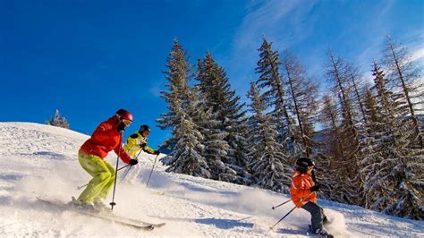 Ski And Snowboard Your Holiday In Hallstatt Austria