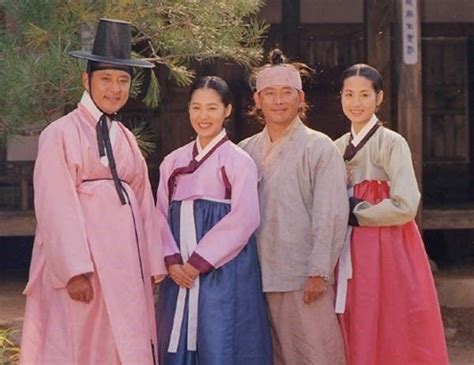 It was aired by taiwan television in 2002 and hong kong's tvb in 2005, after the finale of dae jang geum. Hur Jun (Hangul: 허준; RR: Heo Jun) is a South Korean ...