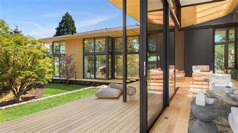 This Japanese Inspired Timber And Glass House In The Portland Oregon