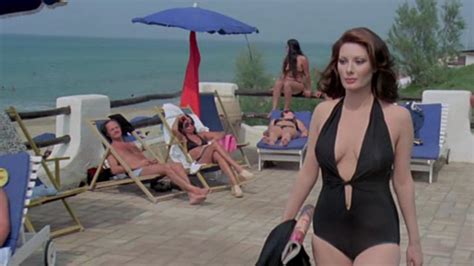Naked Edwige Fenech In The Virgo The Taurus And The Capricorn