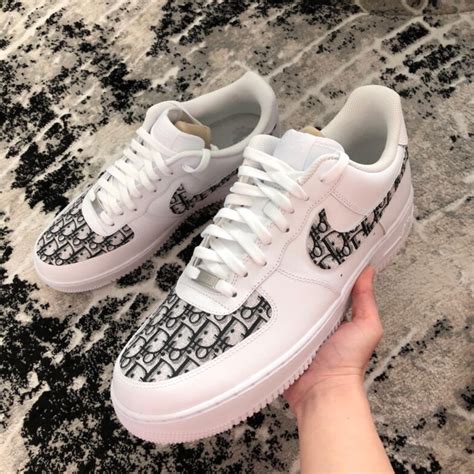 Check out our dior air force 1 selection for the very best in unique or custom, handmade pieces from our shoes shops. Air Force 1 x Dior Black - Zsneakerss