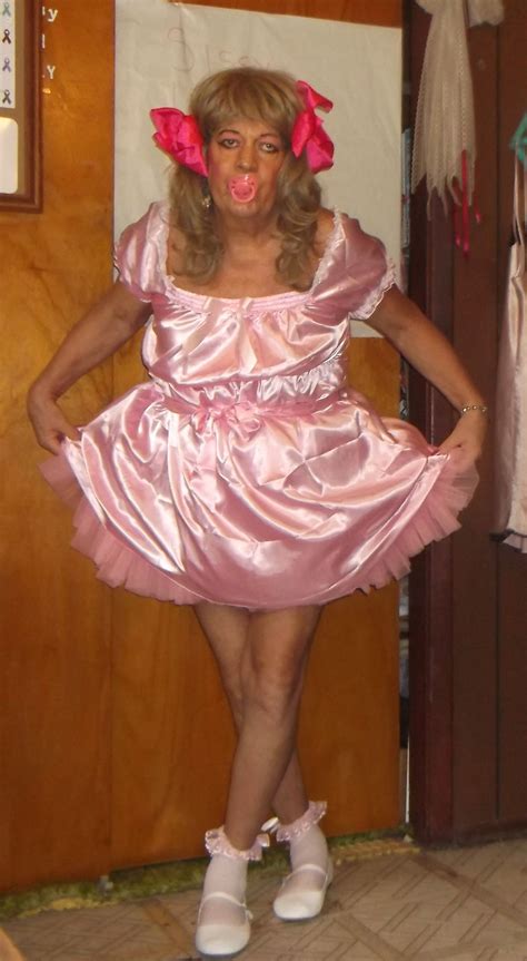 Pin On Sissy Pansy A 3 Year Old Sissy Little Girl