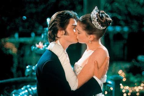 Behind The Most Iconic Kisses In Romantic Comedies Movie Kisses Princess Diaries Romance Movies