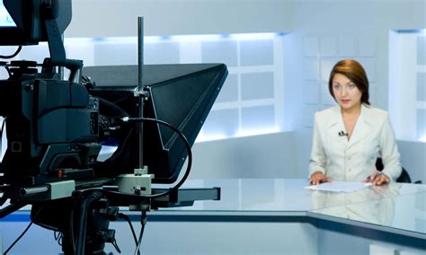 Teleprompter camera attachments (when paired with a good teleprompter app) help you create high quality professional videos. 7 Best Teleprompter Apps (With images) | Tablet, Android ...