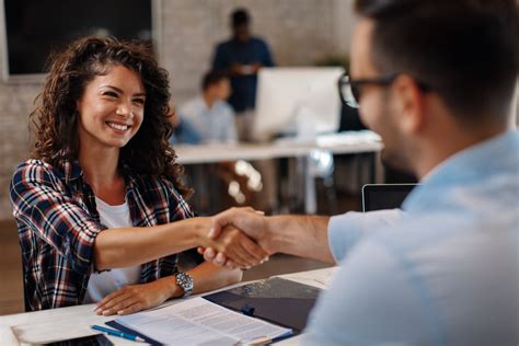 Auto Entreprise Astuces Pour Trouver Ses Premiers Clients