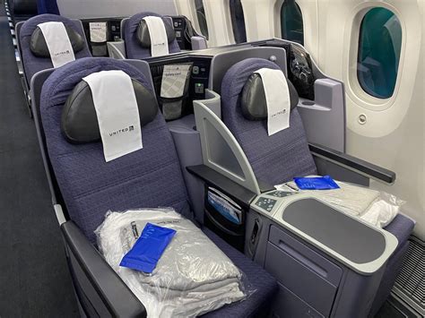 Review United Airlines Old 787 9 Business Class One Mile At A Time