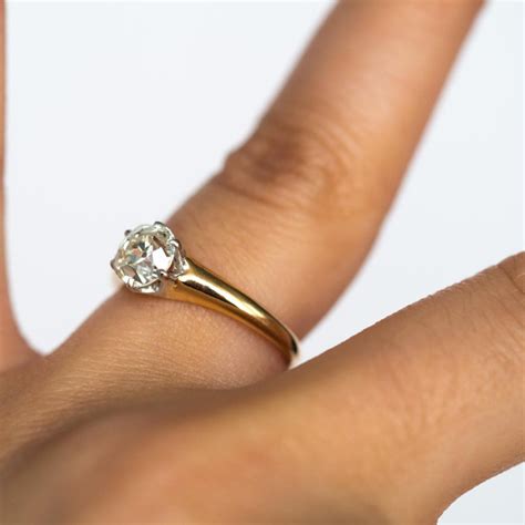 Get 5% in rewards with club o! 1890s Victorian .94 Carat Antique Cushion Cut Diamond Engagement Ring For Sale at 1stdibs