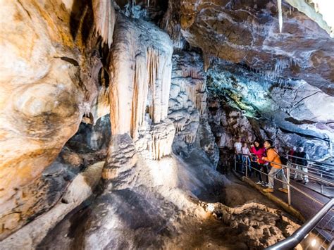 Jenolan Caves House Nsw Holidays And Accommodation Things To Do