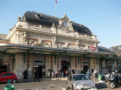 Nice France Central Train Station The Station Was Completed In 1867