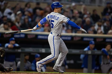 Royals Deal Two Time All Star Whit Merrifield To Blue Jays