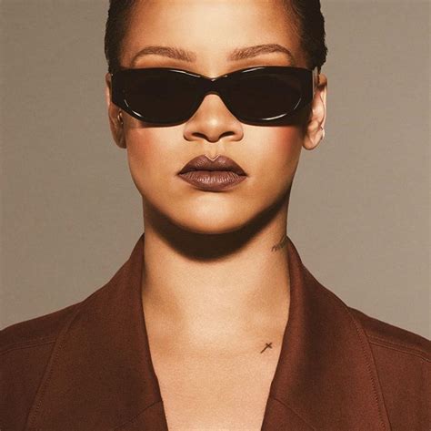 Incognito Rihanna Fenty Beauty Threading Eyebrows