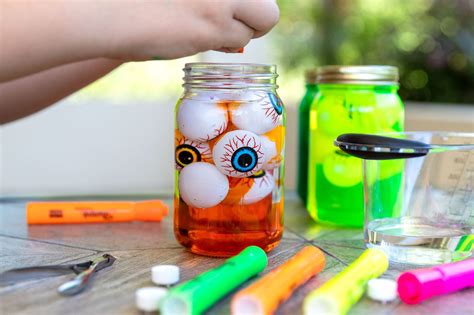 Glowing Eyeball Jar Dollar Tree Halloween Craft The Super Mom Life
