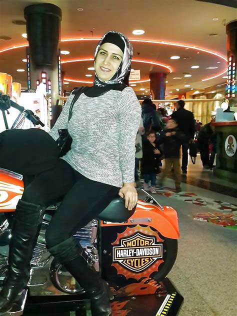 Turkish Very Sexy Hijab Candid Ass Turbo Motorlar Photo